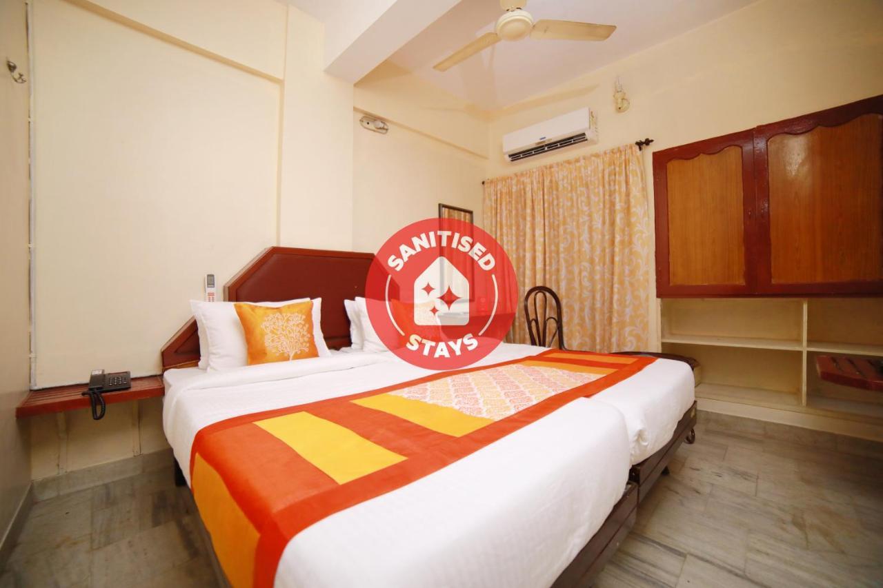 Oyo 7926 Hotel Fort View Thiruvananthapuram Bagian luar foto