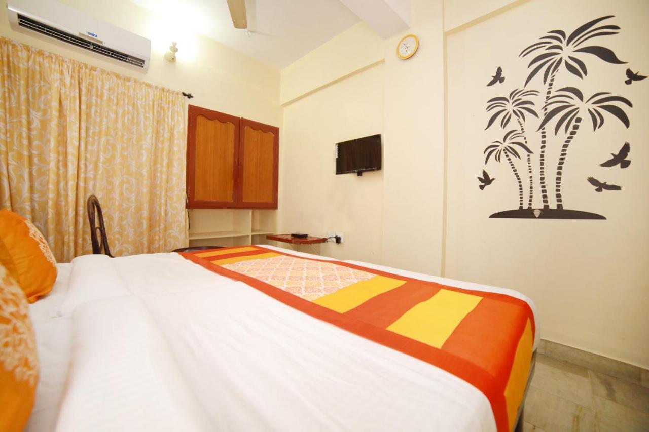 Oyo 7926 Hotel Fort View Thiruvananthapuram Bagian luar foto